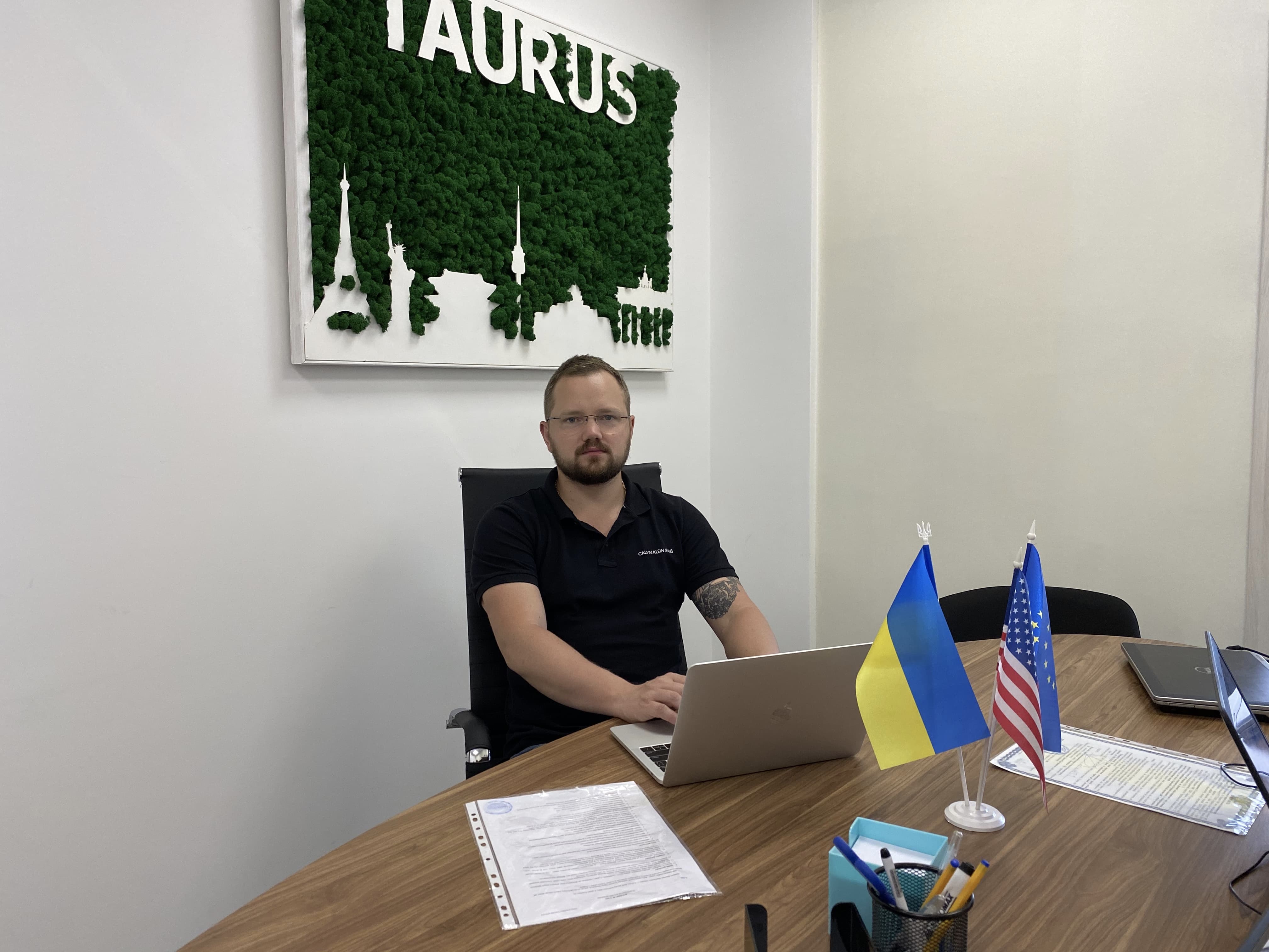 taurus group documents car